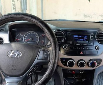 Hyundai Grand i10 2015 - Cần bán lại xe Hyundai Grand i10 đời 2015, màu bạc, nhập khẩu nguyên chiếc như mới