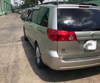 Toyota Sienna XLE-LIMITED 2009 - Đổi xe nên bán Toyota Sienna XLE-Limited sản xuất 2009, màu bạc 