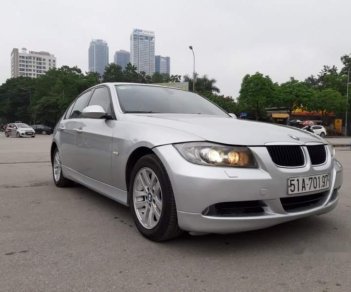 BMW 3 Series  320i   2007 - Bán xe BMW 320i sản xuất năm 2007, màu bạc, 385tr