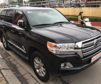 Toyota Land Cruiser 2016 - Bán Toyota Land Cruiser V8 5.7L model 2016, màu đen xe nhập khẩu nguyên chiếc