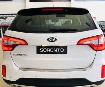 Kia Sorento 2019 - Kia Sorento 2.0 GAT Deluxe 2019, màu trắng