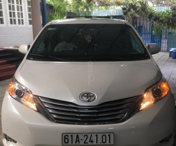 Toyota Sienna Limited 2011 - Cần bán xe gia đình Toyota Sienna Limited