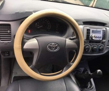 Toyota Innova G 2014 - Bán Toyota Innova G sản xuất năm 2014, màu bạc chính chủ