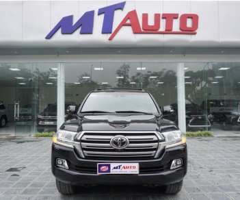 Toyota Land Cruiser 5.7L - V8 2015 - Bán Toyota Land Cruiser 5.7L - V8 sản xuất 2015, nhập khẩu Mỹ