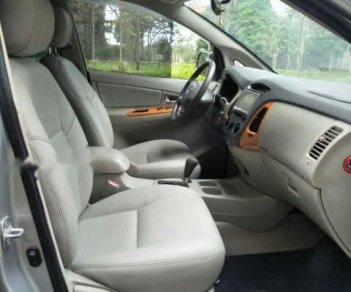 Toyota Innova   V  2009 - Bán Toyota Innova V số tự động chính chủ, biển HN