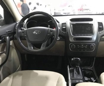 Kia Sorento  2.4 GAT  2019 - Cần bán Kia Sorento 2.4 GAT năm 2019, màu đỏ, mới 100%