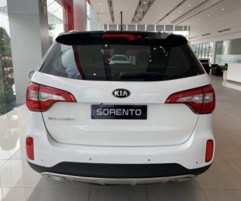 Kia Sorento  GATH  2019 - Bán xe Kia Sorento năm sản xuất 2019, màu trắng