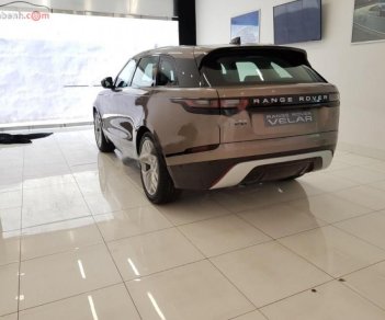 LandRover Velar SE 2018 - Bán ô tô LandRover Range Rover Velar SE đời 2018, màu vàng, xe nhập