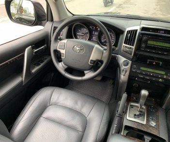 Toyota Land Cruiser 4.6 2014 - Bán Toyota Land Cruiser 4.6 sx 2014 tên công ty xuất hoá đơn cao