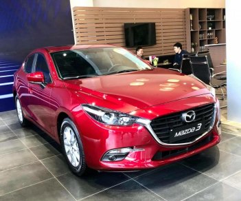 Mazda 3 1.5   2019 - Mazda 3 1.5 giá 639tr - ưu đãi khủng tới 70tr, sẵn xe đủ màu, liên hệ 0942560889