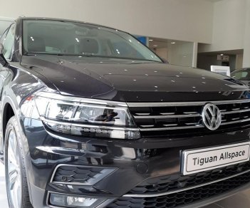 Volkswagen Tiguan Allspace 2019 - Bán ô tô Volkswagen Tiguan Allspace đời 2019, màu đen, nhập khẩu  