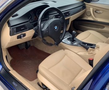 BMW 3 Series 320i 2010 - Cần bán xe BMW 3 Series 320i đời 2010, màu xanh lam, nhập khẩu