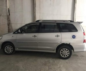 Toyota Innova MT 2013 - Bán xe Toyota Innova MT sản xuất năm 2013, màu bạc, sử dụng giữ gìn nhìn rất đẹp