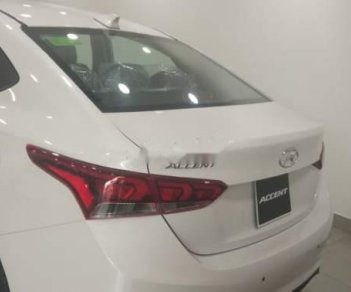 Hyundai Accent  1.4 AT  2019 - Bán Hyundai Accent 1.4 AT đời 2019, màu trắng, mới 100%