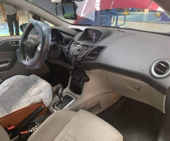 Ford Fiesta  Titanium 1.5L 2018 - Bán Ford Fiesta Titanium 1.5L, đăng ký tháng 7/2018, odo: 10.000km