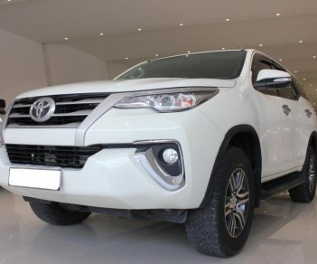 Toyota Fortuner 2017 - Bán Toyota Fortuner máy dầu đời 2017, màu trắng, xe nhập