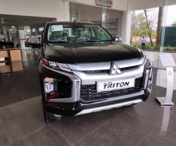 Mitsubishi Triton 4x4 AT 2019 - Bán xe bán tải Triton Mitsubishi 2019, tại Quảng Trị, màu đen, nhập khẩu, giá 730,5tr, hỗ trợ vay 80%