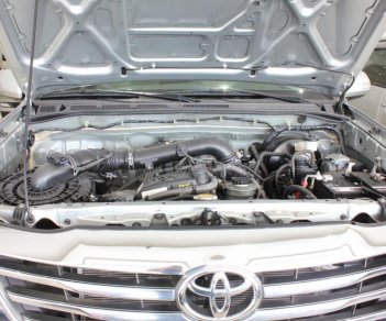 Toyota Fortuner 2.7 (4x2) 2016 - Bán Toyota Fortuner 2016 (AT), xe chạy xăng