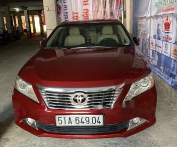 Toyota Camry    2013 - Cần bán lại xe Toyota Camry đời 2013, màu đỏ, 900tr