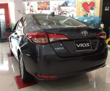 Toyota Vios   E MT   2019 - Cần bán xe Toyota Vios E MT đời 2019, màu xám, 531 triệu