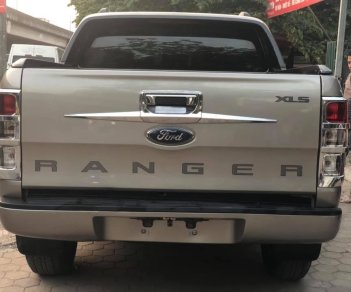 Ford Ranger XLS 2.2AT 2016 - Bán xe Ford Ranger XLS AT, đăng kí tháng 3/2017, xe nhập, vàng cát