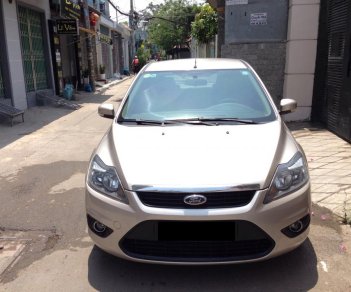 Ford Focus AT 2010 - Bán nhanh Focus 2010 AT Hatchback màu bạc, full đẹp long lanh