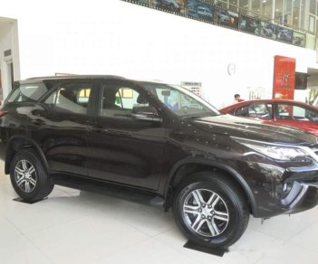 Toyota Fortuner   2019 - Cần bán xe Toyota Fortuner năm sản xuất 2019, màu đen, xe nhập