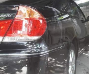 Toyota Camry 2004 - Bán Toyota Camry sản xuất năm 2004, màu đen