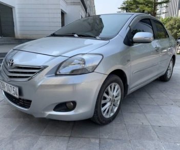 Toyota Vios 2011 - Bán ô tô Toyota Vios đời 2011, màu bạc số sàn, giá cạnh tranh