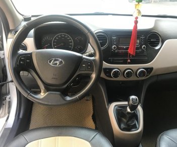 Hyundai Grand i10 1.0 2015 - Cần bán xe Hyundai i10 đời 2016 màu bạc, 315 triệu, xe nhập