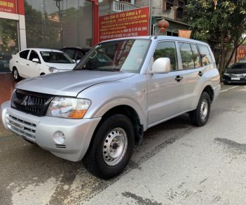 Mitsubishi Pajero 2006 - Màu bạc, nhập khẩu nguyên chiếc