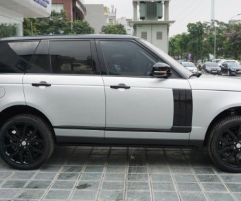 LandRover HSE 3.0 2014 - Bán LandRover Range Rover HSE 3.0 SX 2014, màu bạc, nhập khẩu nguyên chiếc