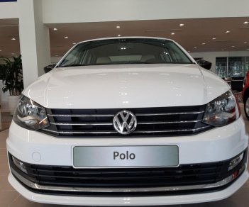 Volkswagen Polo 1.6 AT 2018 - Bán Volkswagen PoLo trắng - Hỗ trợ phí trước bạ trong tháng 5