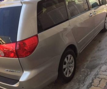 Toyota Sienna    2007 - Bán xe Toyota Sienna sản xuất 2007, nhập khẩu nguyên chiếc còn mới, giá tốt