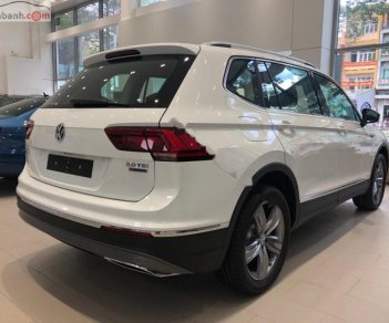 Volkswagen Tiguan Allspace 2018 - Cần bán Volkswagen Tiguan Allspace năm sản xuất 2018, màu trắng, nhập khẩu 