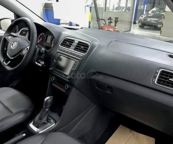 Volkswagen Polo  1.6 AT 2019 - Bán Volkswagen Polo năm sản xuất 2019, màu đen, xe nhập, 599tr