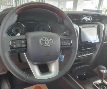 Toyota Fortuner 2.7L 4x2 2019 - Bán ô tô Toyota Fortuner 2.7L 4x2 sản xuất năm 2019, nhập khẩu
