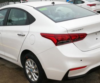 Hyundai Accent 1.4MT 2018 - Bán trả góp Accent chỉ cần 99tr nhận xe ngay miễn phí, phù hiệu, Grab, Be