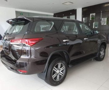 Toyota Fortuner 2.7L 4x2 2019 - Bán ô tô Toyota Fortuner 2.7L 4x2 sản xuất năm 2019, nhập khẩu