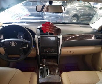 Toyota Camry 2.0E 2017 - Bán Camry 2.0E, 2017, đen, 929tr, (còn thương lượng), có vay, liên hệ Trung 036 686 7378 để được hỗ trợ giá tốt