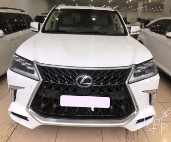 Lexus LX 570 Super Sport 2016 - Bán Lexus LX570 sản xuất 2016, đã lên fom 2019, đăng ký 2019, 1 chủ, lăn bánh 5000Km - LH: 0906223838