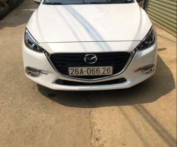 Mazda 3 2018 - Cần bán lại xe Mazda 3 năm 2018, màu trắng còn mới