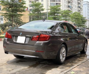 BMW 5 Series 520i 2013 - Xe BMW 5 Series 520i sản xuất 2013, màu xám, nhập khẩu