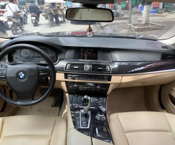 BMW 5 Series 520i 2013 - Xe BMW 5 Series 520i sản xuất 2013, màu xám, nhập khẩu