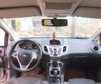 Ford Fiesta    2013 - Cần bán gấp Ford Fiesta sản xuất 2013, giá tốt