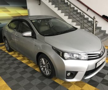 Toyota Corolla altis 1.8MT 2014 - Bán Toyota Altis 1.8G màu bạc, số sàn, sản xuất 2014, mẫu mới xe đẹp