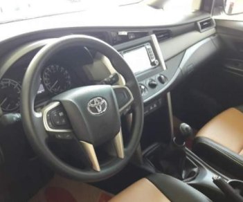 Toyota Innova E 2019 - Bán xe Toyota Innova sản xuất 2019 giá cạnh tranh