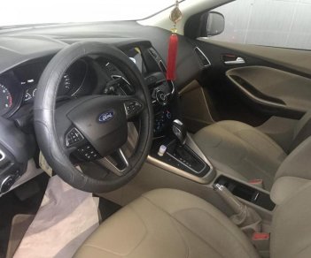 Ford Focus Titanium 2018 - Đẳng cấp xe lướt, Focus Titanium 10/2018 full option lăn bánh chỉ 3000 km