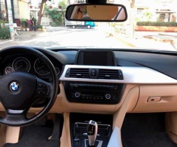 BMW 3 Series 320i 2014 - Bán BMW 3 Series 320i 2014, màu bạc, giá chỉ 835 triệu