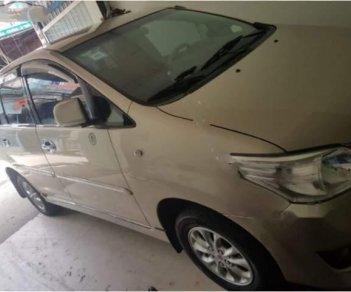 Toyota Innova G 2012 - Bán Toyota Innova G sản xuất 2012, màu vàng cát, 425tr